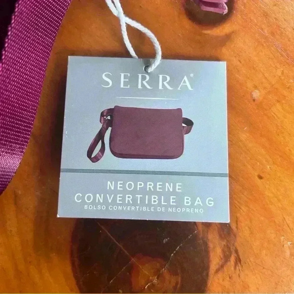 SERRA Cranberry NEOPRENE Convertible Wristlet Waist/Sling Bag Handbag New W/Tags - Picture 5 of 10